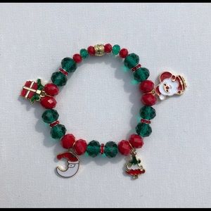 🎁Cute charm bracelet. BOGO.